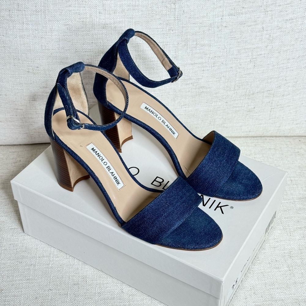 Manolo Blahnik Laura Sandals in Denim
| Size 37 1 /2